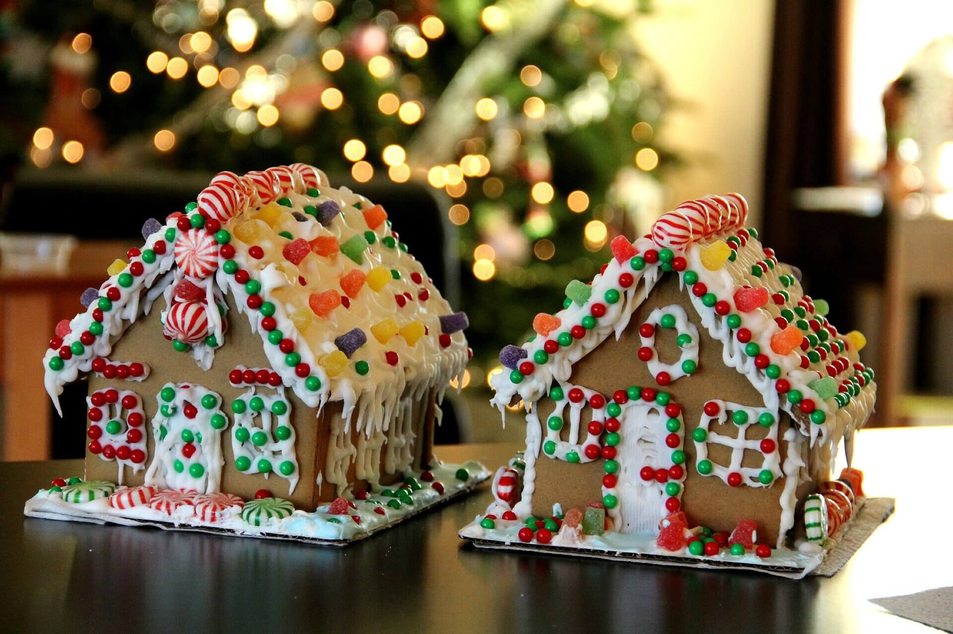 Lebkuchenhaus selbst bauen als weihnachtliche Aktivität